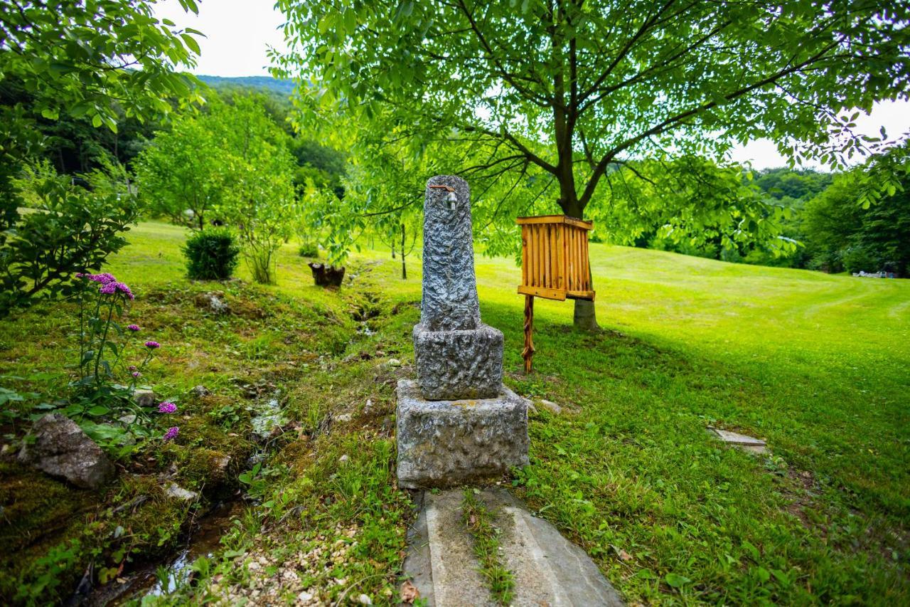 Kuca U Sumi - Forrest House Near Una National Park Bihać Extérieur photo